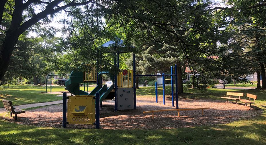 Graydon Park playground 2.jpg