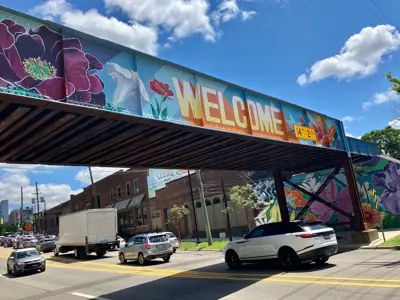 Murals That Bridge 2025 Golden Paintbrush award winning project image